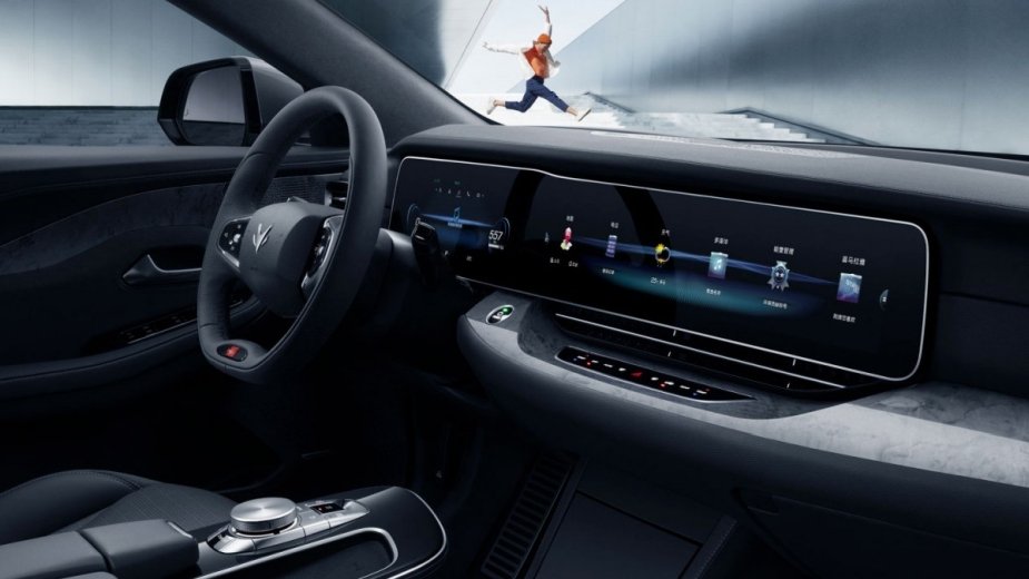 ArcFox Alpha-S - autonomiczny EV z systemem "Huawei Inside" i z nieograniczną gwarancją