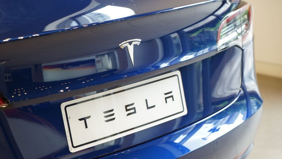 Elon Musk obiecuje, że wkróce doczekamy się obsługi Steam dla aut Tesla 