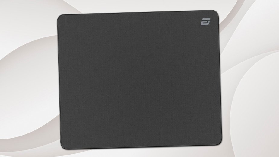 Test podkadki pod mysz Endgame Gear EM-C. Górna półka na wyciągnięcie ręki