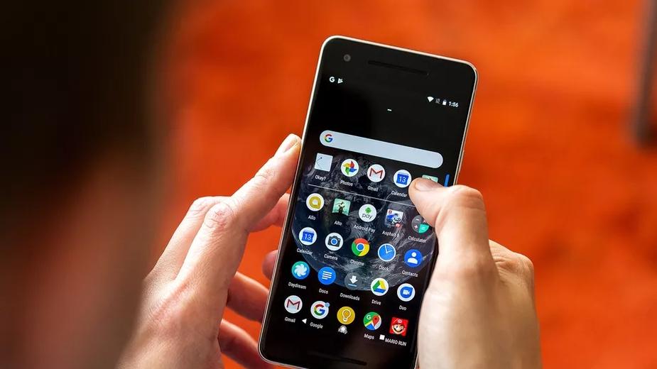 Gry podsłuchują właścicieli smartfonów, by wiedzieć co oglądają w TV