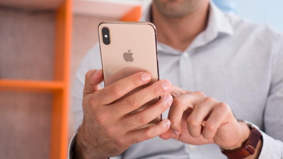 iOS 13.1 wprowadza kontrowersyjne spowalnianie CPU w iPhone`ach z 2018 roku