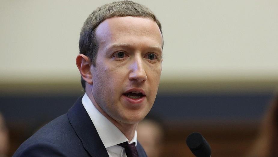 Mark Zuckerberg przewiduje koniec smartfonów, które zostaną wyparte przez technologię VR