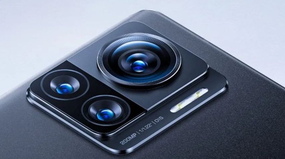 Motorola X30 Pro wygląda jak flagowiec z prawdziwego zdarzenia. Ten aparat!