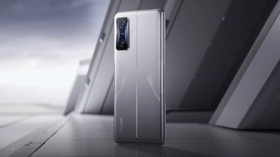 POCO F4 GT - ten smartfon może namieszać na rynku. Wiemy, kiedy zadebiutuje