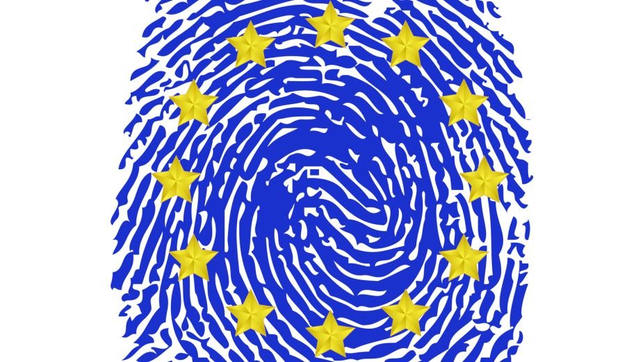 Przyjezdni spoza UE będą musieli zeskanować odciski palców i dać się sfotografować
