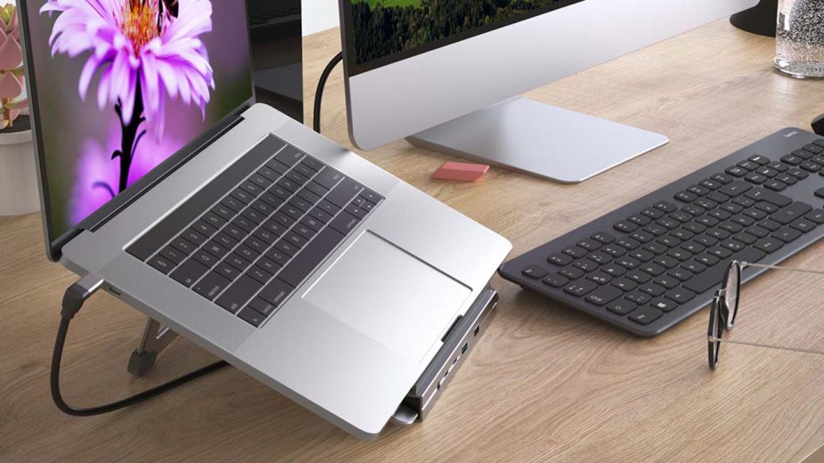 Jak sprytnie zorganizować sobie pracę? Ze stacją dokująca do laptopa Hama oczywiście!