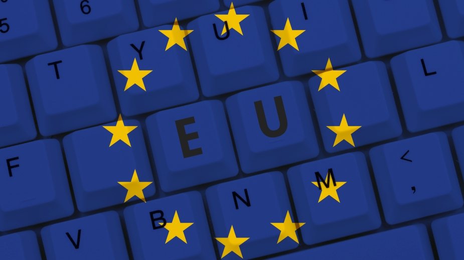 UE bierze się za producentów inteligentnych urządzeń. Bezpieczeństwo, brak luk i długie wsparcie