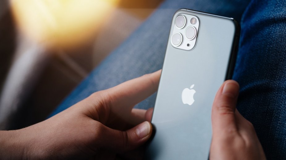 Użytkownicy iPhone'ów narażeni na oszustwa bardziej niż posiadacze smartfonów z Androidem