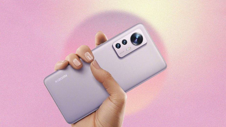 Xiaomi 12 sprzedaje się jak ciepłe bułeczki. Poznaliśmy dane