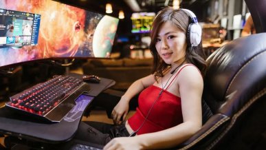ASUS ROG Swift OLED PG49WCD - 49-calowy monitor ultrapanoramiczny OLED. Gracze będą wniebowzięci