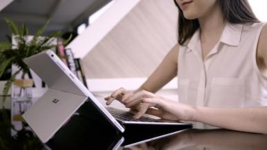 Asus Transformer Pro T304 - klon Surface Pro 4 w zabójczej cenie