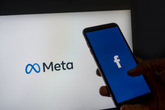 Blokada śledzenia przez aplikacje na iPhone'ach będzie kosztować Facebooka miliardy dolarów