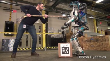 Boston Dynamics: Nie uzbrajajcie robotów. To nie skończy się dobrze...