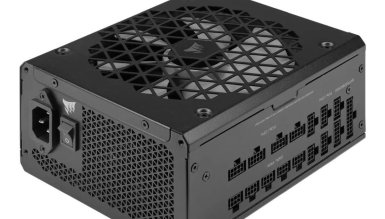 Corsair przygotowuje nową serię zasilaczy ze złączami umieszczonymi z boku
