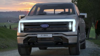 Elektryczny Ford F-150 Lightning zapalił się w fabryce. Produkcja wstrzymana