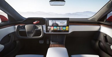 Elon Musk chce, żebyśmy grali w gry ze Steam na... Teslach