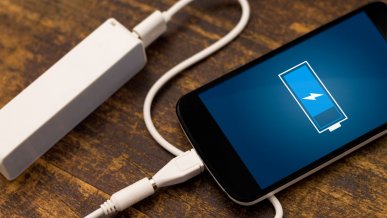 EOptomizer - naukowcy opracowali aplikację AI, która wydłuższy czas pracy smartfonów o 30%