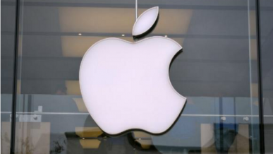 iPhone Xs, iPhone Xs Max Plus i iPhone 9 dostrzeżone w rumuńskim sklepie
