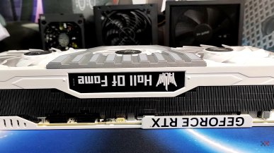 KFA2 RTX 4090 HOF - jaki zasilacz do tak prądożernej karty? 1300 W, 1000 W, a może tylko 850 W?