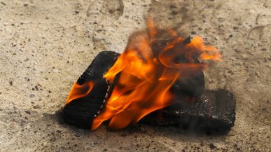 Kolejny smartfon uległ awarii i o mały włos nie doprowadził do tragedii