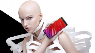 Lenovo Z5 Pro to kolejny rozsuwany smartfon, tym razem ze średniej półki
