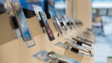 Nie tylko PC. Smartfony również zaliczyły duży spadek sprzedaży w zeszłym roku