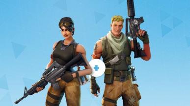 Nieletni cheater w Fortnite stanął przed sądem. Broni go własna... matka