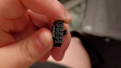 Problem GeForce'a RTX 4090 poważniejszy, niż sądziliśmy. Topią się nawet natywne 16-pinowe złącza 