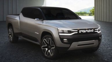 RAM 1500 Revolution: koncepcja elektrycznego pickupa, który może podążać za... kierowcą
