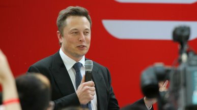 Sąd orzekl, że Elon Musk złamał federalne prawo pracy. Poszło o tweeta z 2018 roku