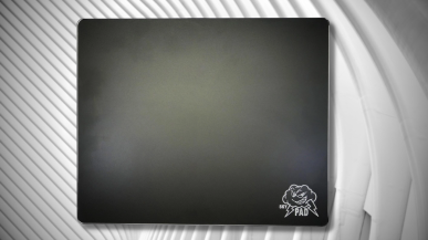 Test Skypad 3.0 XL Black Cloud - szklana podkładka, która nauczy cię precyzyjnych ruchów (dosłownie)