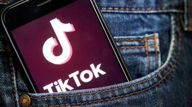 TikTok przyłapany na kopiowaniu schowka w iOS. To "funkcja antyspamowa"