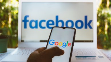 Używasz tej funkcji Google? Możesz stracić konto na Facebooku