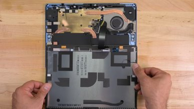 Microsoft Surface Pro 9 został sprawdzony przez iFixit. Jak wypadł pod kątem naprawialności?
