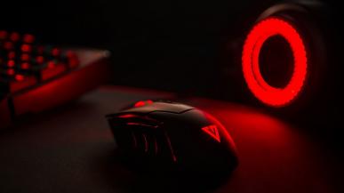 Modecom przedstawia największą w historii podkładkę z serii Volcano Gaming